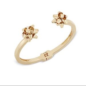 🎉HP🎉 NWT Celebrate Shop Bow Bangle Bracelet Gold